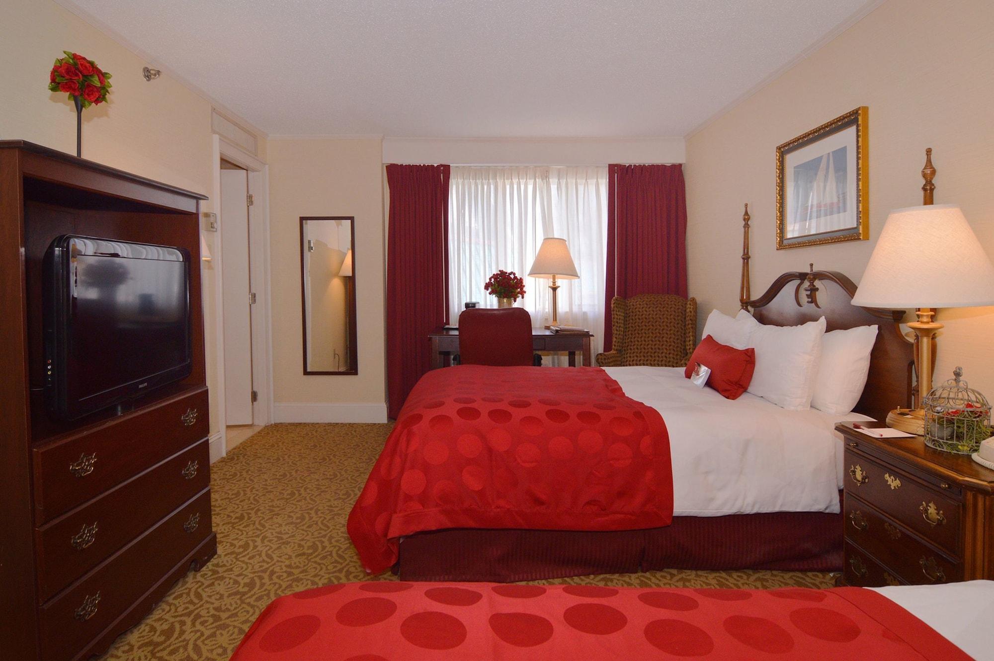 Ramada By Wyndham Seekonk Providence Area Екстер'єр фото