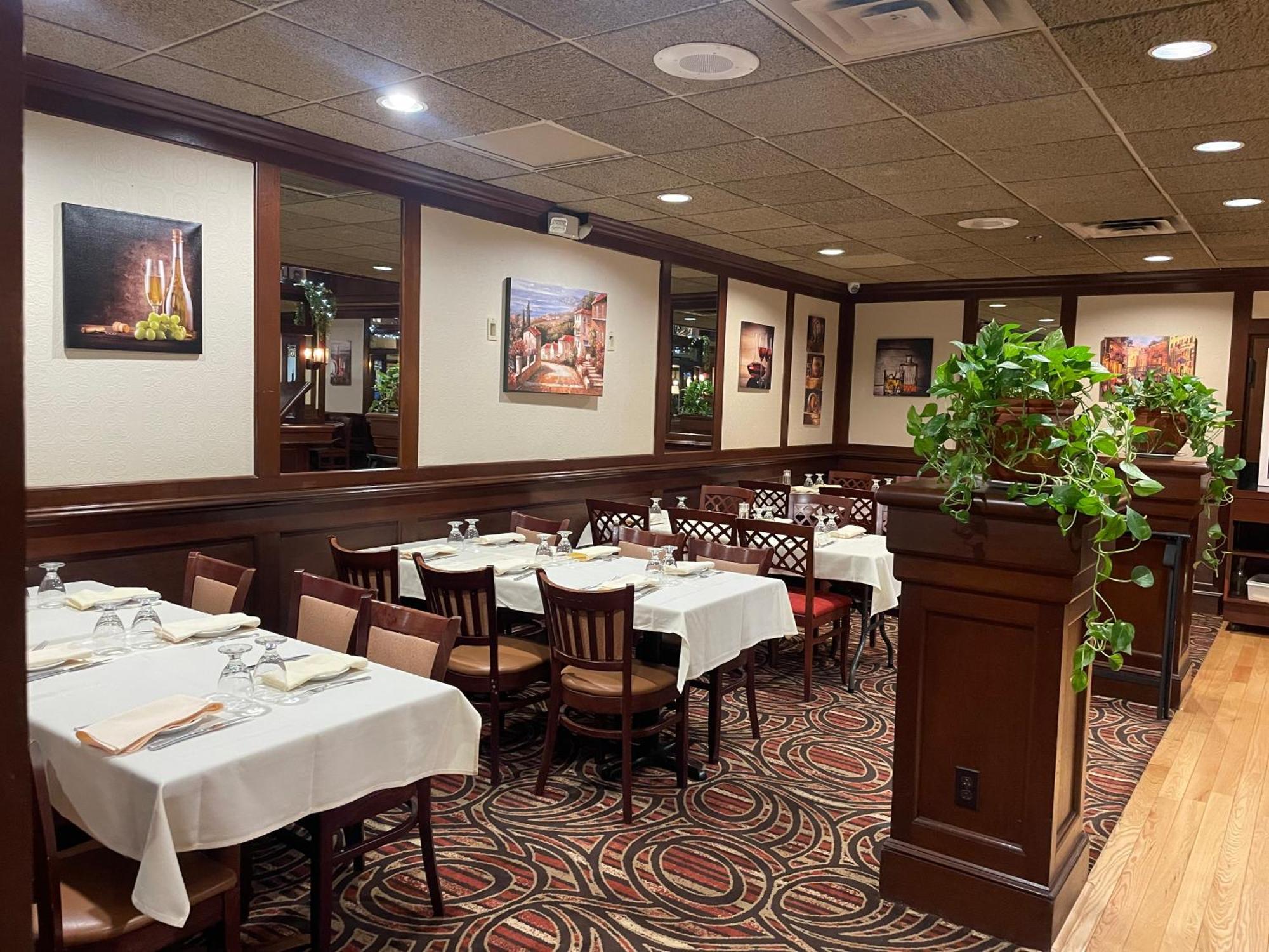 Ramada By Wyndham Seekonk Providence Area Екстер'єр фото