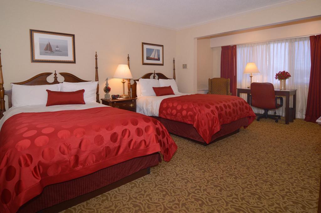 Ramada By Wyndham Seekonk Providence Area Екстер'єр фото